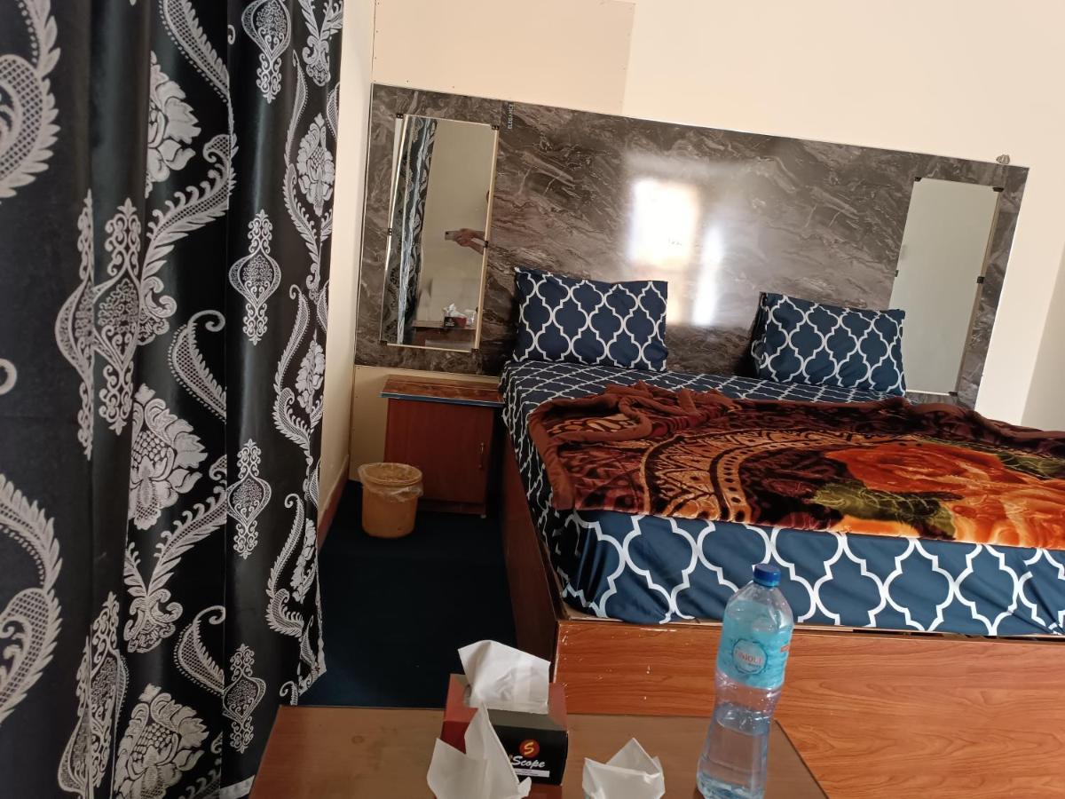 Hotel Moon Light View Lahore Esterno foto