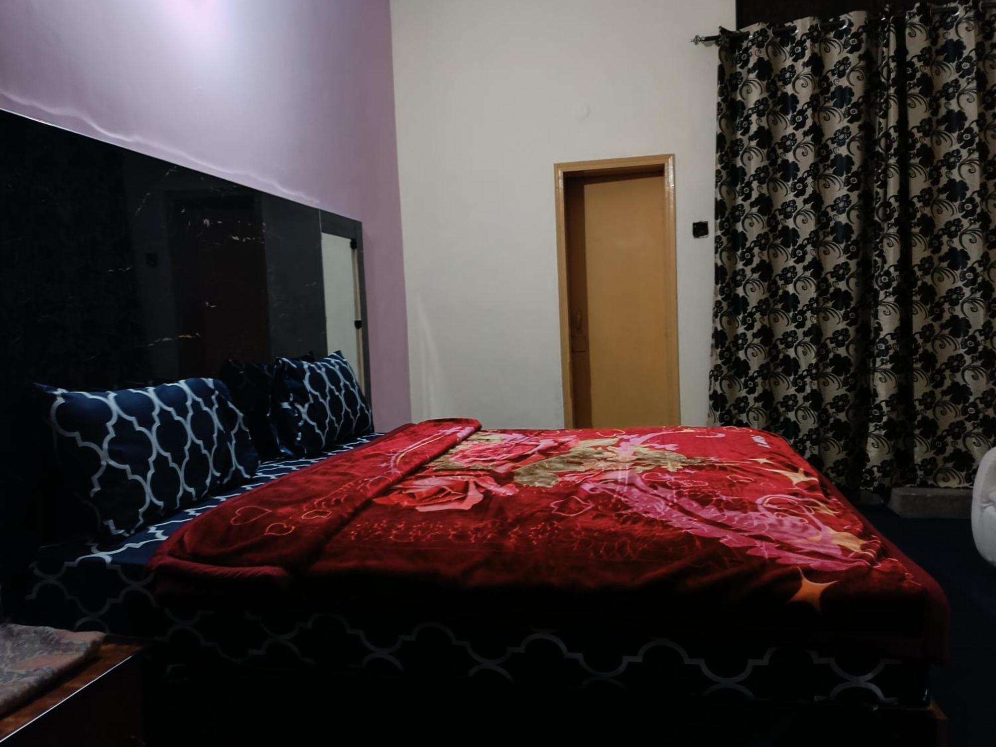 Hotel Moon Light View Lahore Esterno foto